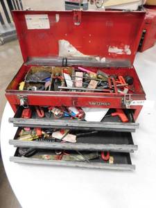 lot 421 image: Craftsman Tool Box #6