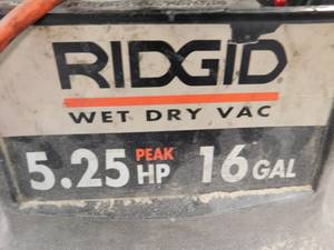 lot 430 image: Ridgid 16 Gallon Shop Vac