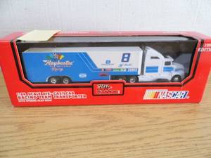 lot 8 image: Raybestos Racing Team Semi