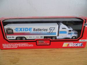 lot 18 image: Exide Battery Racing Team Semi