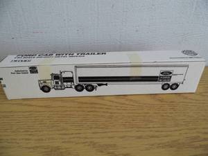 lot 33 image: Ertl Ford Semi