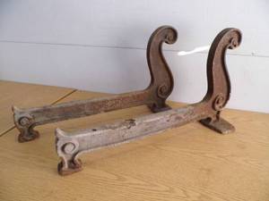 lot 57 image: Lot of 2 Antique Andirons