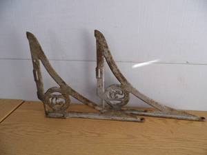lot 60 image: 2 Antique Metal Korbels