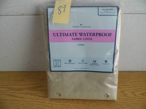 lot 89 image: New Shower Curtain