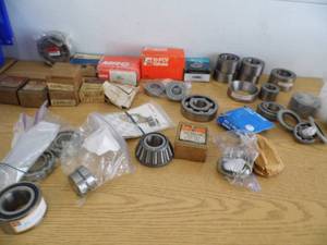 lot 113 image: Auto Parts - Tote
