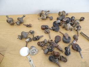 lot 127 image: Antique Furniture Wheels - Finials