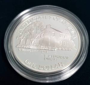 1990-P EISENHOWER SILVER DOLLAR COMMEMORATIVE IN ORIGINAL GOVT PACKAGING