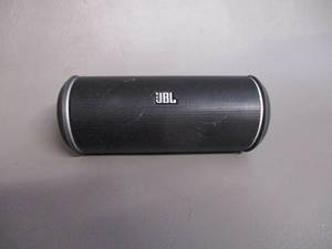lot 2 image: JBL Bluetooth Speaker