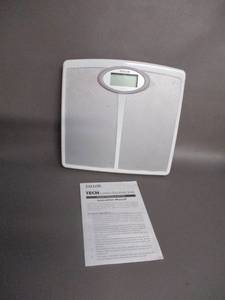 lot 24 image: Digital Scale