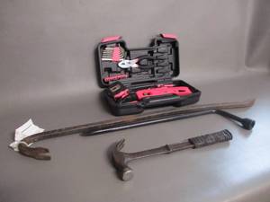 lot 33 image: Tire Iron, Crow Bar and Tools