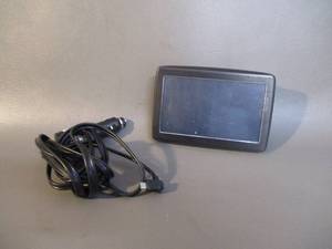 lot 48 image: TomTom GPS with Car Charger