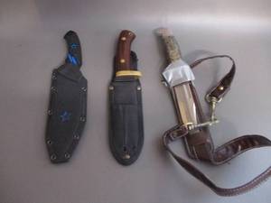lot 75 image: 3 Knives and Sheaths