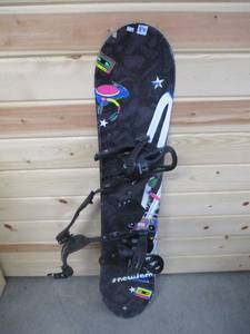 lot 80 image: Snowboard