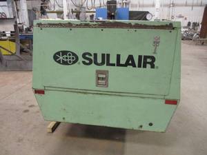 lot 3 image: Sullair Portable Air Compressor