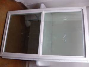 lot 9 image: 36x60 Vinyl Window