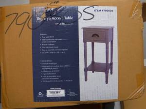 lot 82 image: Gray Wash Wood End Table