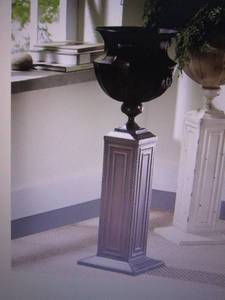 lot 37 image: Ribbed Fluted Planter open box Reta...