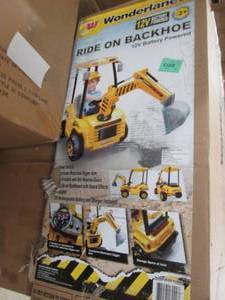 lot 131 image: 12V Ride On Wonderlanes Backhoe, Ba...