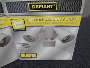 lot 179 image: 2 Defiant 270-Degree White Motion O...
