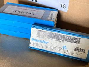 lot 15 image: Valenite Face Mill Inserts - 5 Boxes