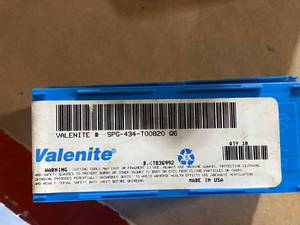 lot 17 image: Valenite Face Mill Inserts - 5 Boxes