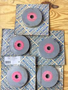 lot 29 image: Cincinnati Milacron Grinding Wheels (5)