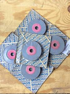 lot 31 image: Cincinnati Milacron Grinding Wheels (5)