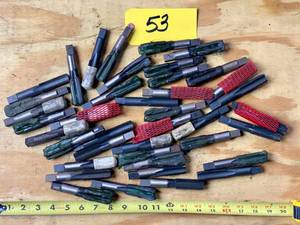 lot 53 image: Threading Taps (40)