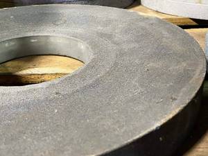 lot 32C image: 14 Grinding Wheel