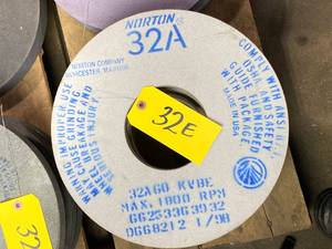 INTERNAL GRINDING WHEELS MIX SIZES NORTON 25 PIECE ASSORTMENT NEW USA BAY ETC.