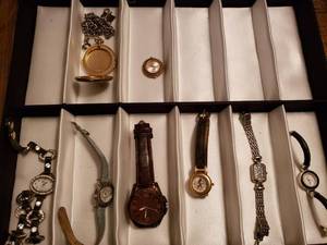 Lot Of Assorted Watches Mickey Mouse, Disney