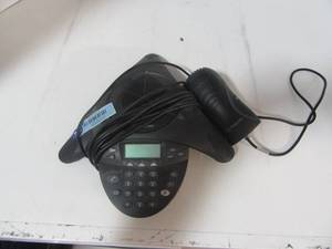 lot 73 image: Polycom Soundstation 2  wPower
