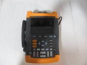 lot 47 image: FLUKE 199C Scopemeter Color  Measuring and Testing Equipment