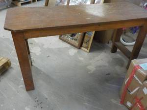 Wood Table 5 ft x 21 x 30...