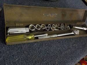 Rachet Kit in Metal Box...