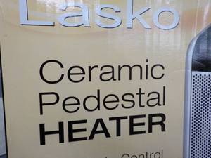 Lasko Ceramic Pedestal Heater with ...