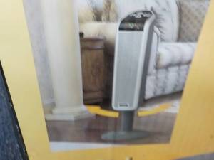 Lasko Ceramic Pedestal Heater with ...