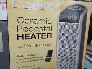 Lasko Ceramic Pedestal Heater with ...
