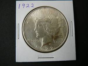 lot 11 image: 1922 Peace Silver Dollar