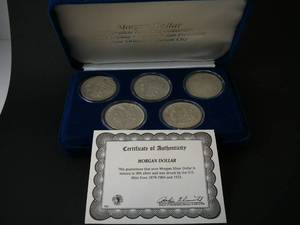 lot 76 image: 5- Morgan Silver Dollars