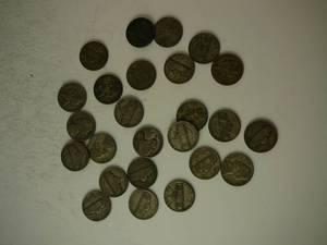 lot 103 image: 25 War Nickels