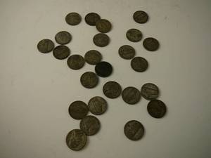 lot 105 image: 25 War Nickels