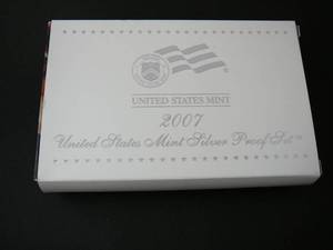 lot 118 image: 2007  Us State Silver Proof Set Quarters &  Half Dollar, Dollar, Dime, Nickle, Penny & US Mint $1 President Proof Set