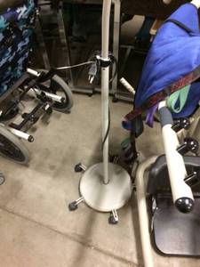 lot 40 image: Medical Gooseneck Lamp