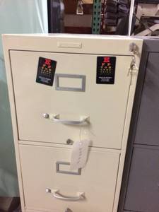 lot 70 image: Lot Of 2 4 Drawer Metal Filing Cabinets - 1 Columbia With Keys