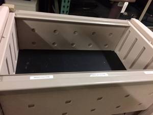 lot 88 image: Rubbermaid Eldon OfficeMedical Heavy Duty 2 Tier Cart&nbsp33 x 21 x 39h - Excellent Condition