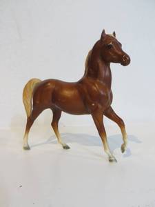 7.5 Breyer Horse