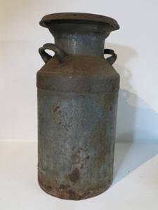 VINTAGE Metal Milk Pail wLid