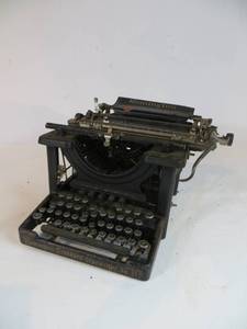 VINTAGE Remington Standard Typewriter No. 10