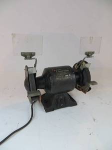 Black & Decker 6 Bench Grinder